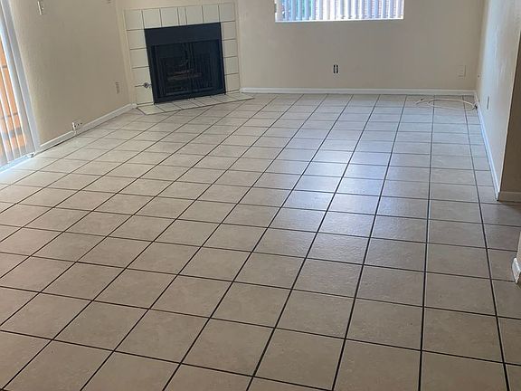 3rd image of 1050 Gladys Ave #1