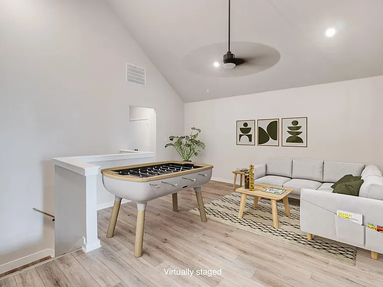 2261 Rook Dr — Photo 11