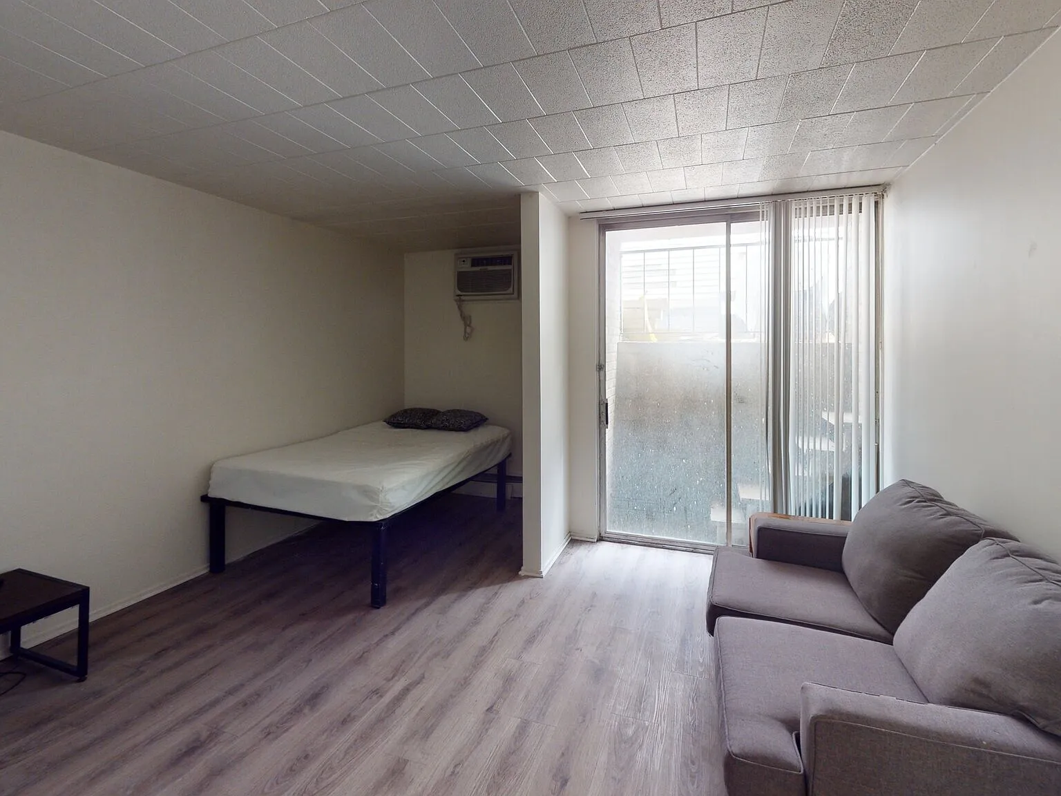 Studio, 390 sqft, $1,300 — Photo 3