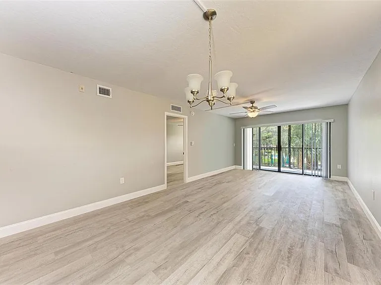 515 30th Ave W #H201 — Photo 21