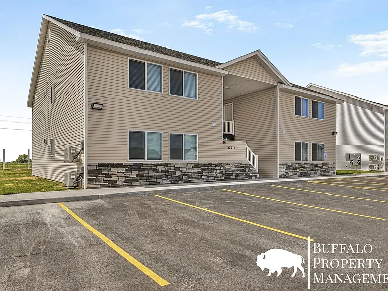 6277 N Silver Fox Rd — Photo 3