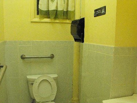 5th image of 9405 Astoria Blvd