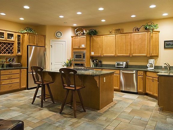 open, expansive kitchen/hearth room