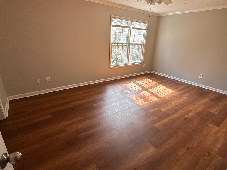 4500 Woodlawn Lake Dr — Photo 5