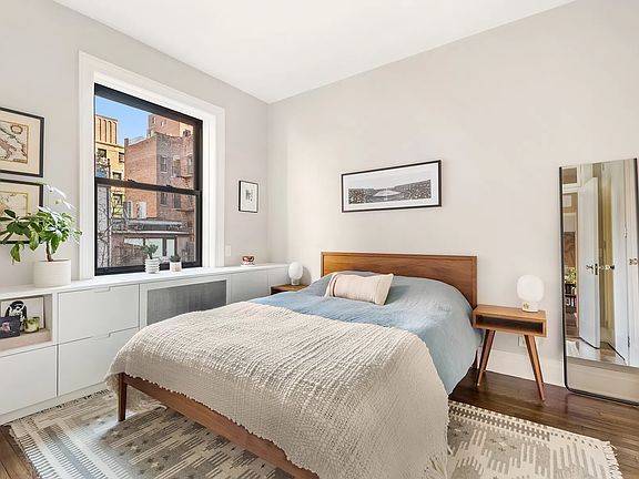 5th image of 125 W 12th St APT 4E