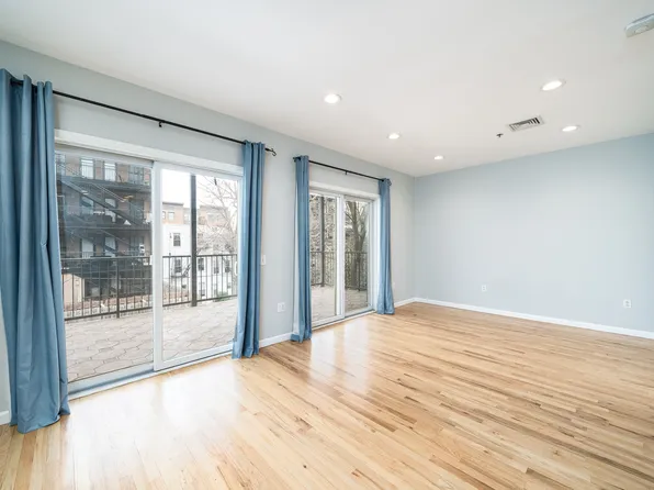206 Willow Ave APT 2, Hoboken, NJ 07030