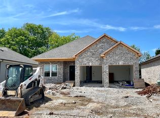 784 McIntyre St, Bowling Green, KY 42103