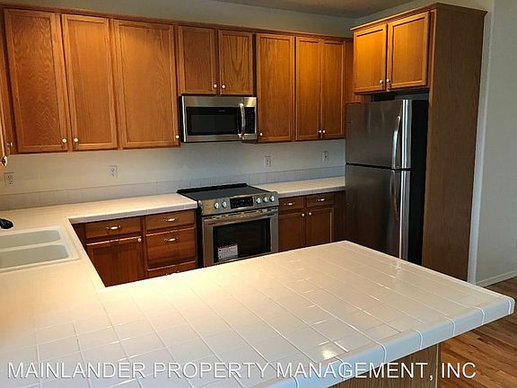 5th image of 6381 NE Marina Ct