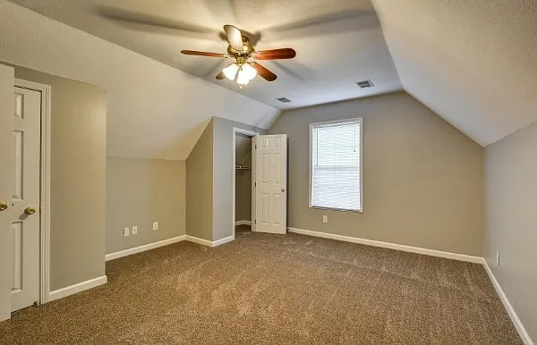 1634 Windriver Rd — Photo 21