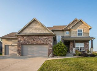 5116 Francesco Ln, Bloomington, IL 61705