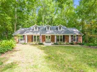 1133 W Outer Dr, Oak Ridge, TN 37830