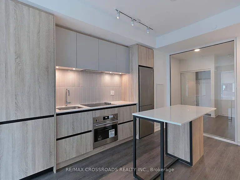 8 Beverley Glen Blvd #C310 — Photo 17