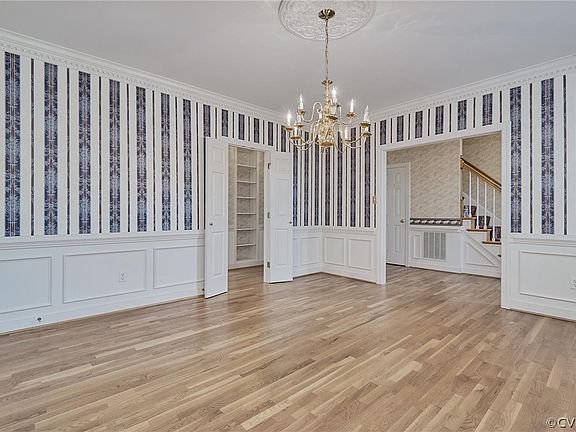 4th image of 10880 Millington Ln