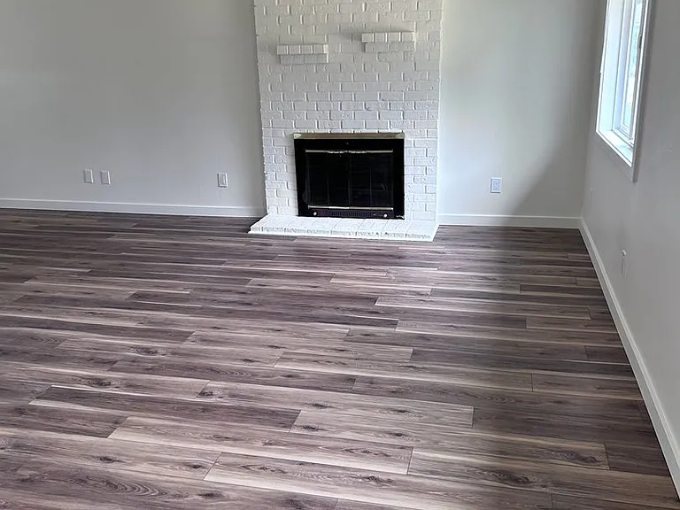14317 SE 14th St — Photo 8