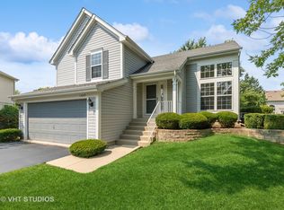 1369 Lily Ct, Grayslake, IL 60030