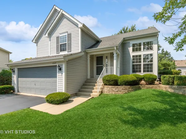 1369 Lily Ct, Grayslake, IL 60030