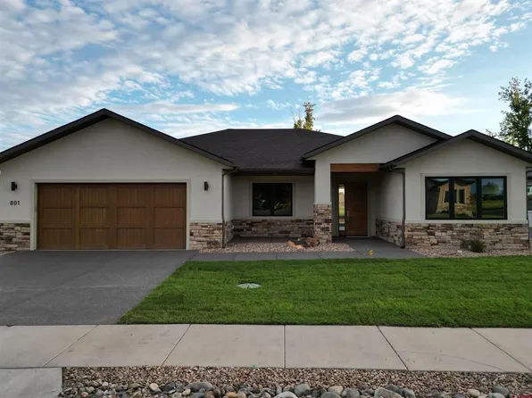 801 San Sophia Drive, Montrose, CO 81403