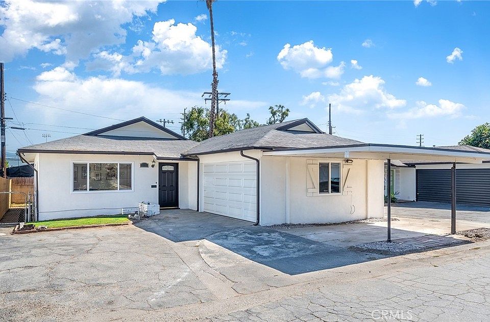 1st image of 2211 1/8 Casitas Ave