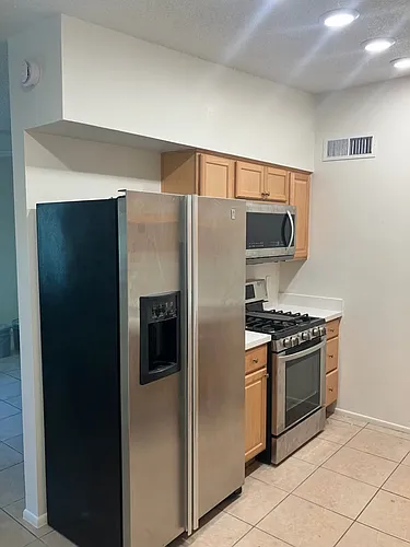 2624 W Orangewood Ave #3 Photo 1