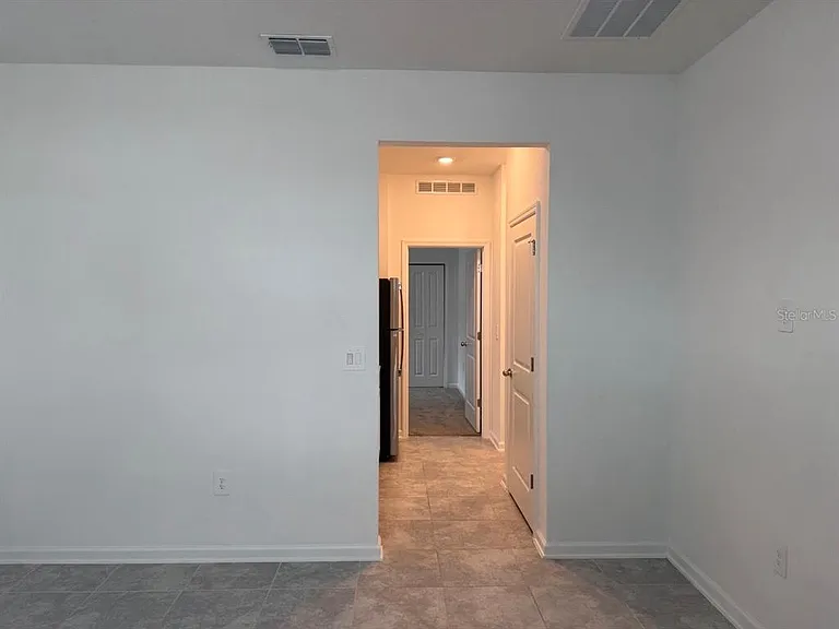 2059 Punch Bowl Ave — Photo 6