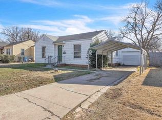 320 E Fairchild Dr, Midwest City, OK 73110