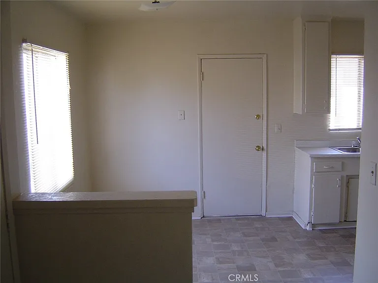 5054 Hill Pl — Photo 3