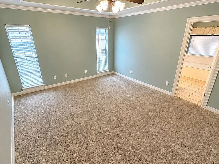 1812 Bayou Bend Dr — Photo 4