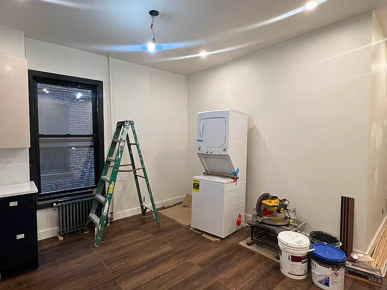 2831 Church Ave #2R — Photo 5
