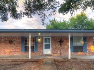728 High Meadow Dr, Pleasanton, TX 78064