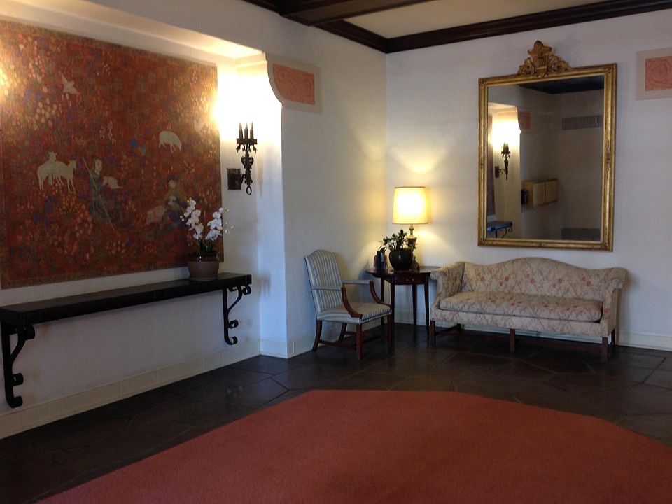 2nd image of 1999 Broadway APT 42