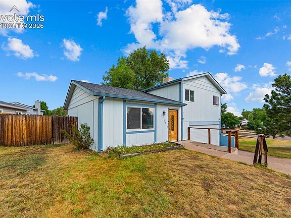 3rd image of 1727 Chautauqua Dr