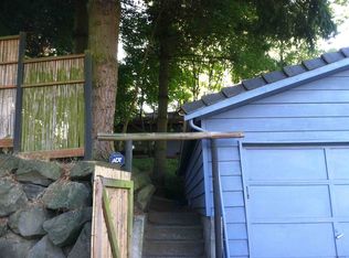 10219 15th Ave NE, Seattle, WA 98125