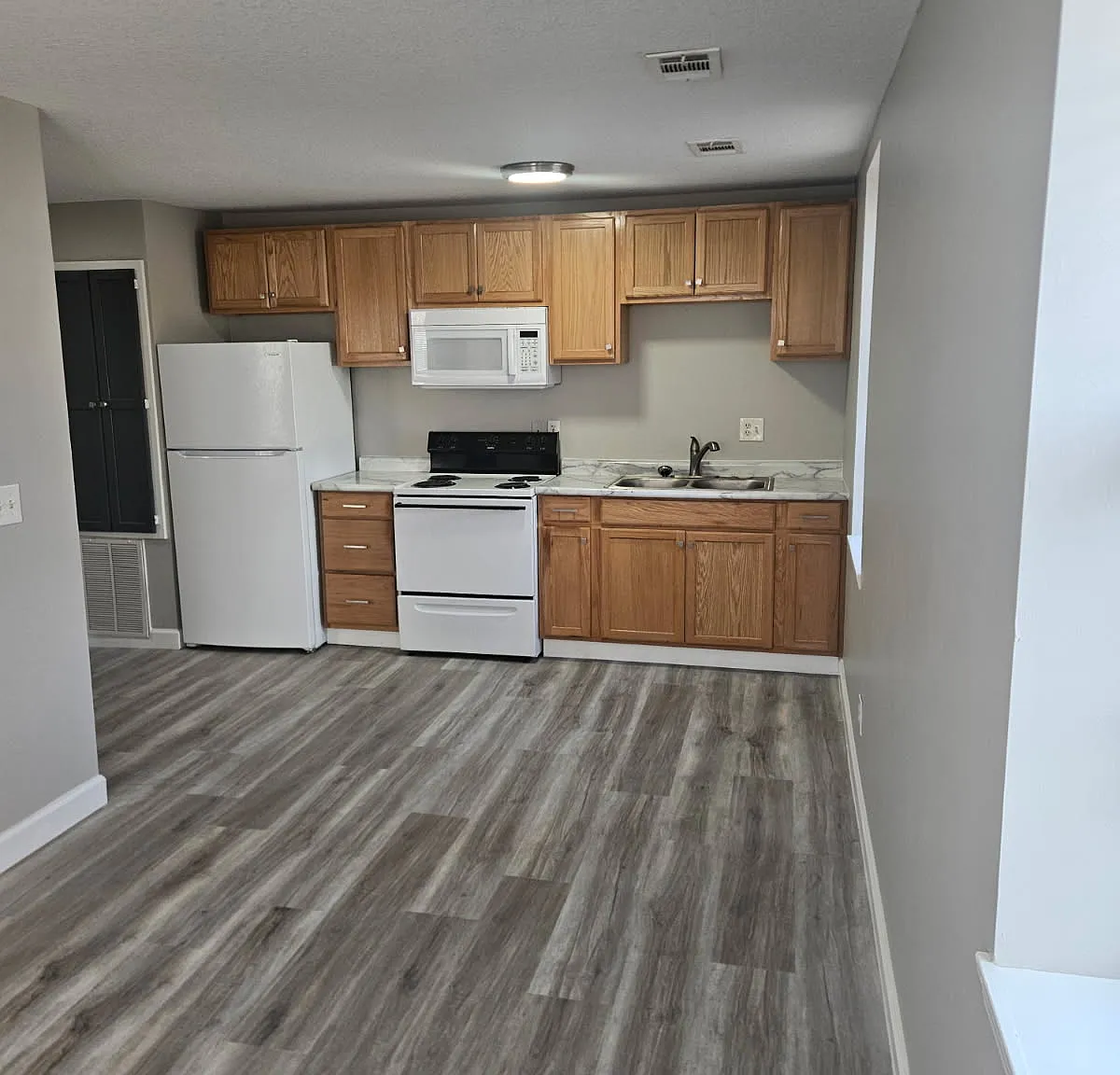 1 bed, 450 sqft, $635 — Photo 4