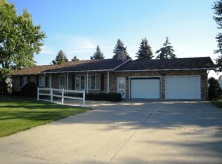 1165 W Ridge Rd, Essexville, MI 48732