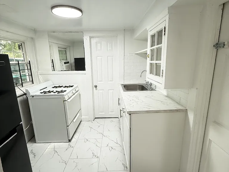 7904 Saint Charles Ave — Photo 13