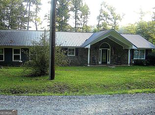 112 Peach Cir, West Point, GA 31833