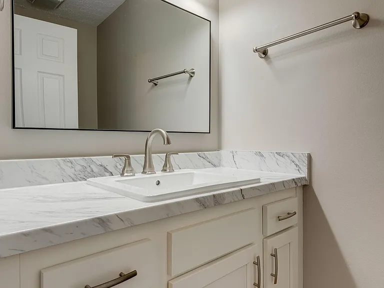 4908 Deerhaven Dr — Photo 18