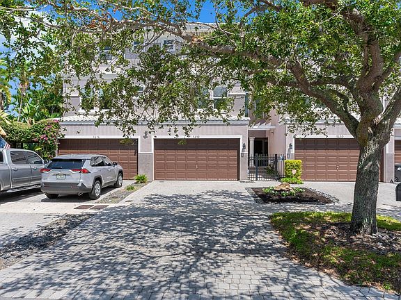 4th image of 1412 NE 26th Avenue #1412