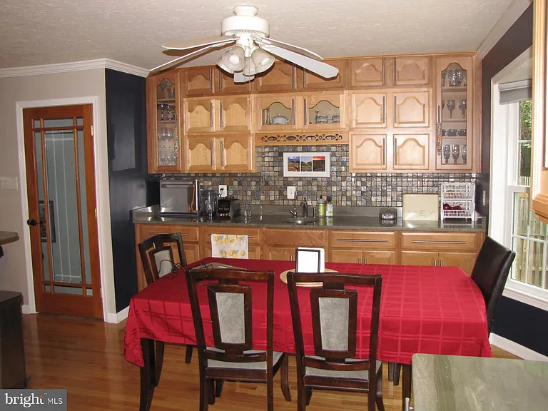 9031 Blarney Stone Dr — Photo 7