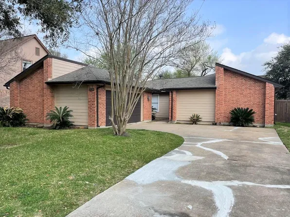 2126 Collingsfield Dr, Sugar Land, TX 77478