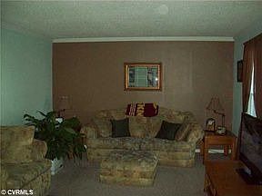 3rd image of 3306 Sussex Dr