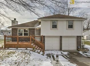 10412 N McGee St, Kansas City, MO 64155