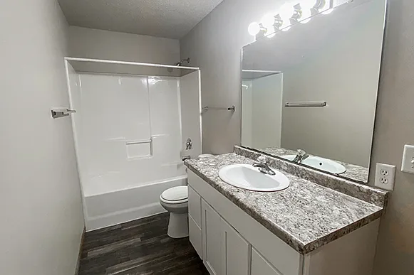 Osgood Townhomes 4250 & 4270 — Photo 14