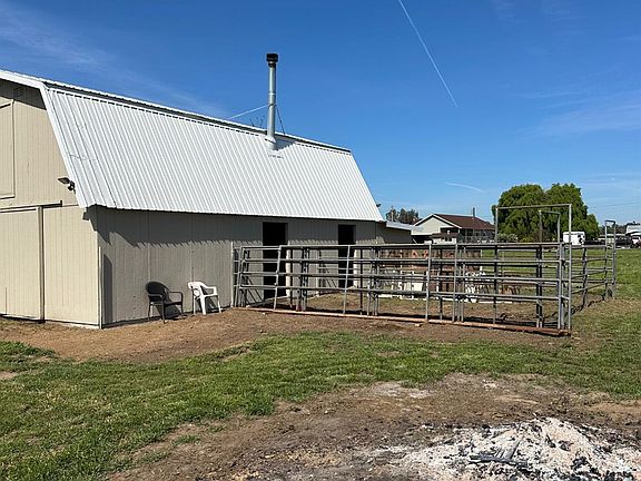 2nd image of 11375 Alta Mesa Rd