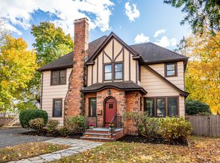 1993 Albany Ave, West Hartford, CT 06117