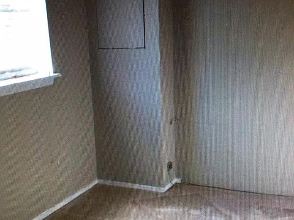 4th image of 167 Oakridge Dr #B