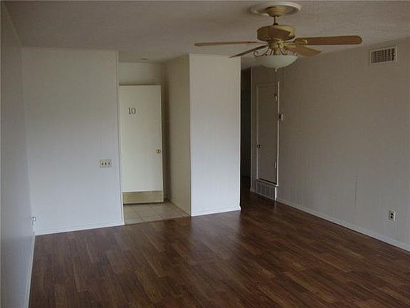 5th image of 4211 Fairway Dr