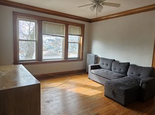 2-5402 W George St, Chicago, IL
