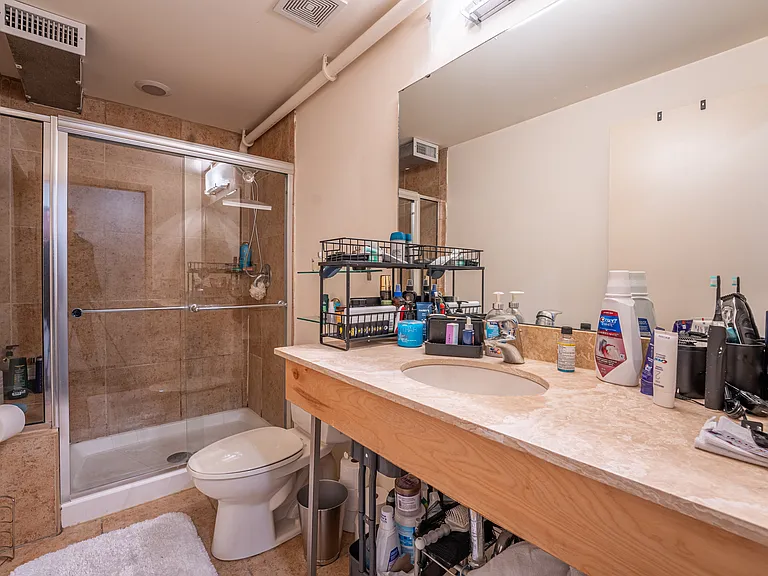 912 Allen Ave #E — Photo 4