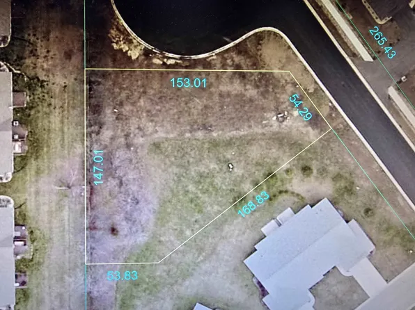 4556 Marsh Hawk Dr, Loves Park, IL 61111